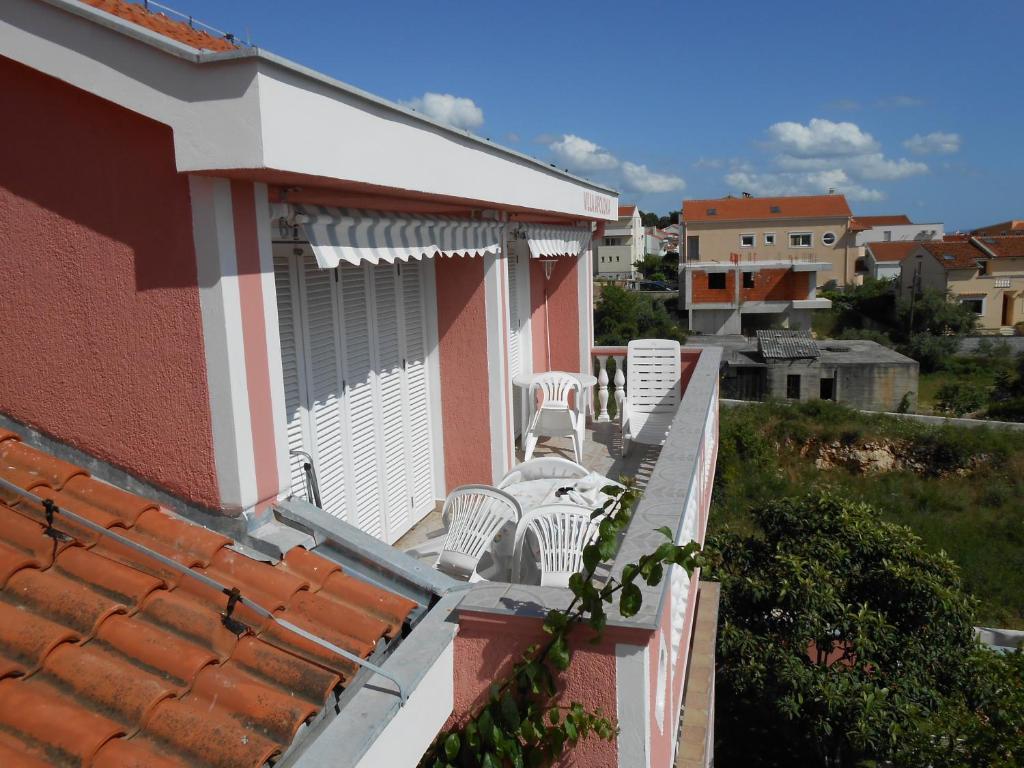 Apolonija Gasthof Zadar
